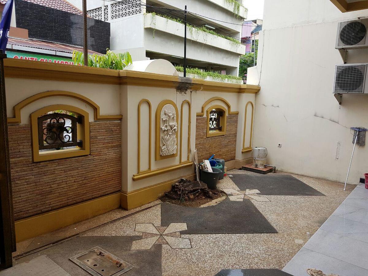 Hostel The Backpacker Semarang Exteriér fotografie