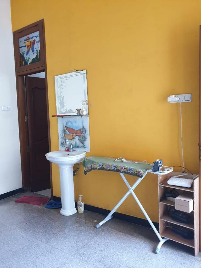 Hostel The Backpacker Semarang Exteriér fotografie